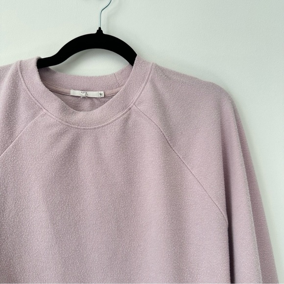 NIA Baby Pink Cropped Sweatshirt - Picture 2 of 4